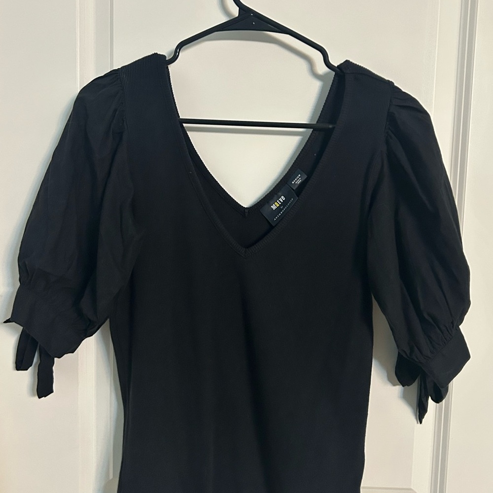 Black Puff Sleeve Top
